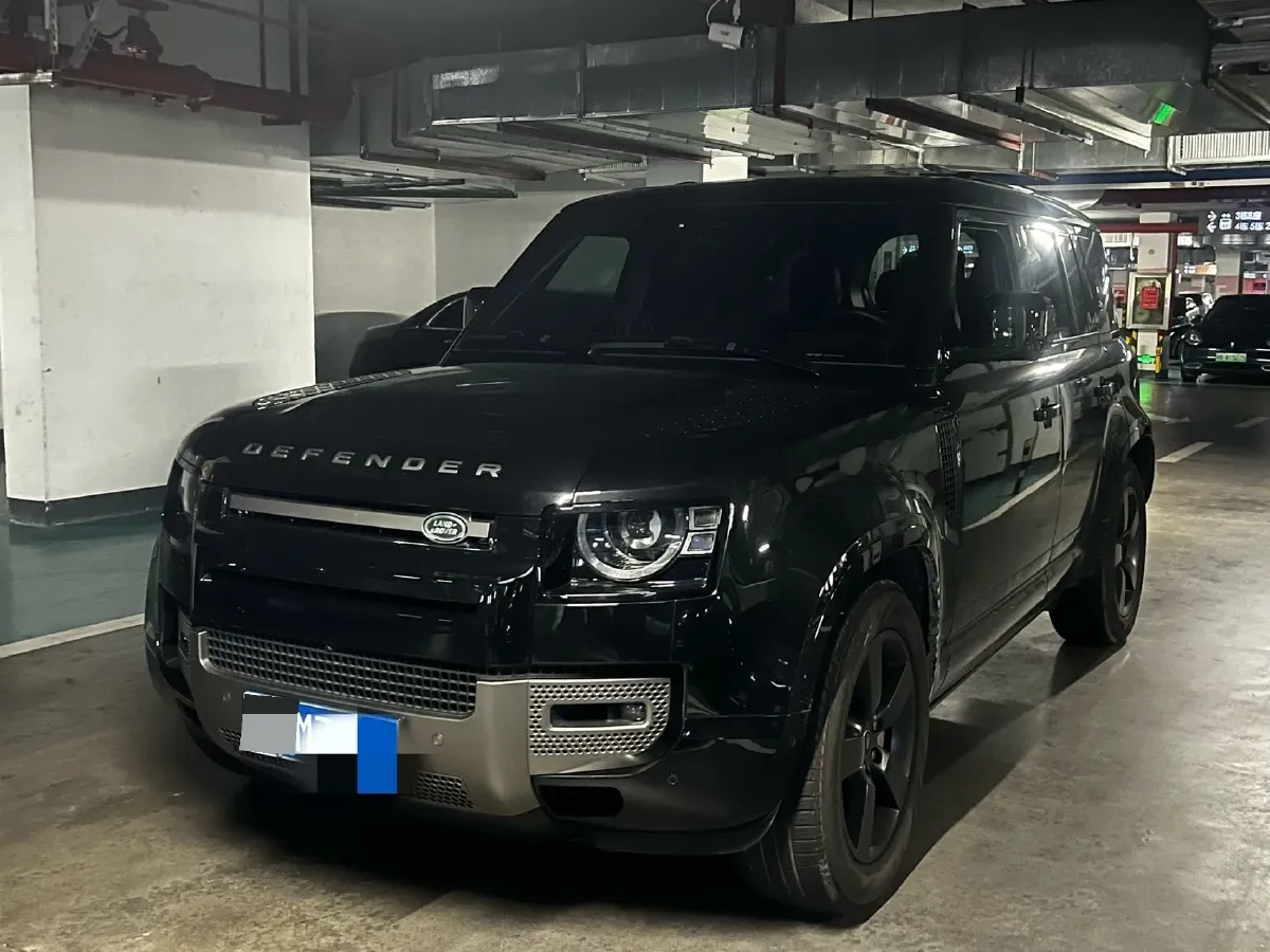 2024 Land Rover Defender 3.0T 400HP L6 8AT,autocango,china used car exporter,china ev exporter,chinese used car exporter,chinese used ev exporter