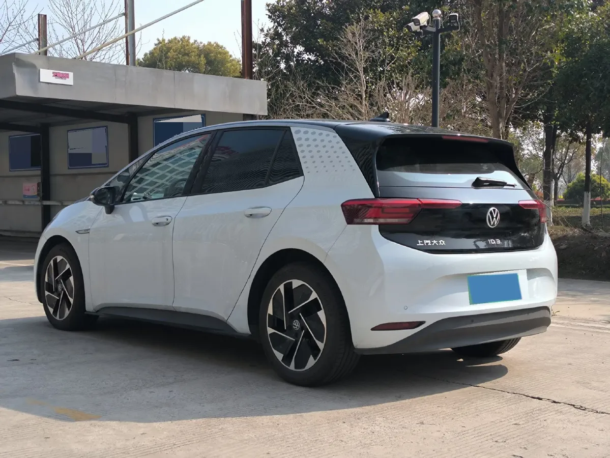 2023 Volkswagen ID.3 BEV 52.8KWH,autocango,china used car exporter,china ev exporter,chinese used car exporter,chinese used ev exporter