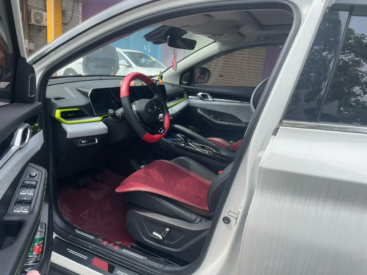 2023 Geely Coolray 1.5T 181HP L4 7DCT,autocango,china used car exporter,china ev exporter,chinese used car exporter,chinese used ev exporter