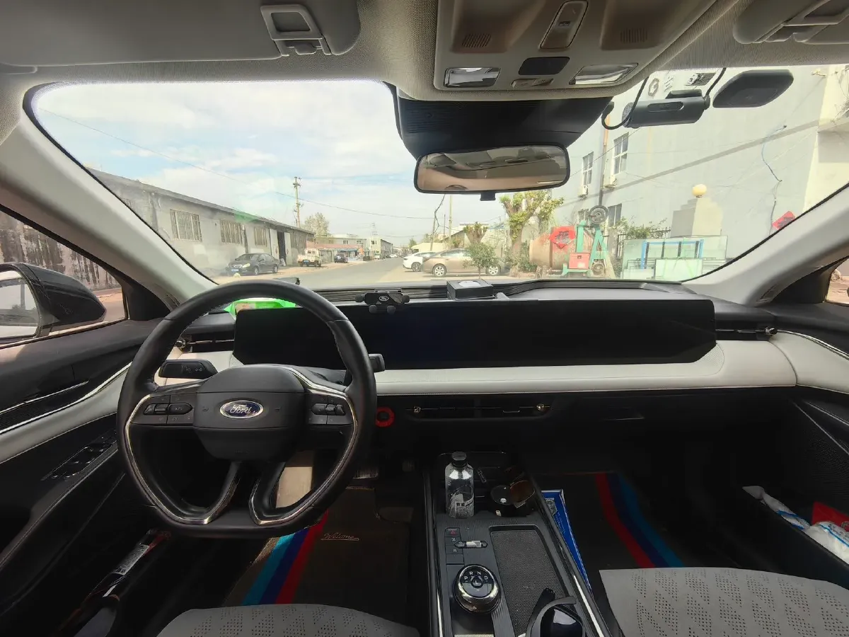 2022 Ford Mondeo 2.0T 238HP L4 8AT,autocango,china used car exporter,china ev exporter,chinese used car exporter,chinese used ev exporter