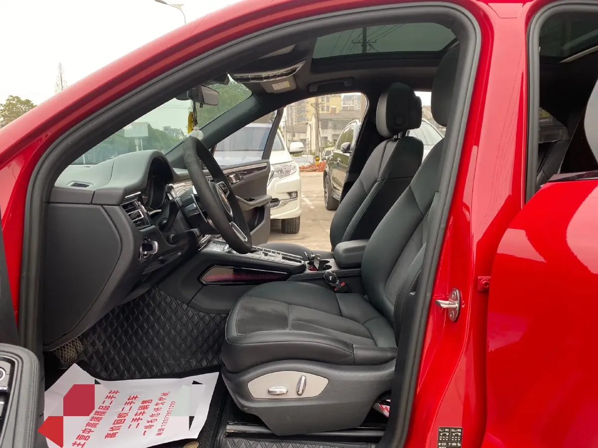 2020 Porsche Macan 2.0T 252HP L4 7DCT,autocango,china used car exporter,china ev exporter,chinese used car exporter,chinese used ev exporter