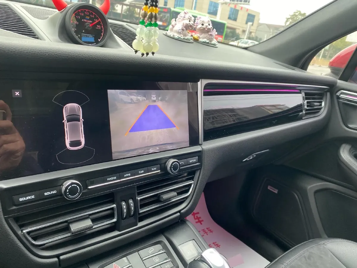 2020 Porsche Macan 2.0T 252HP L4 7DCT,autocango,china used car exporter,china ev exporter,chinese used car exporter,chinese used ev exporter