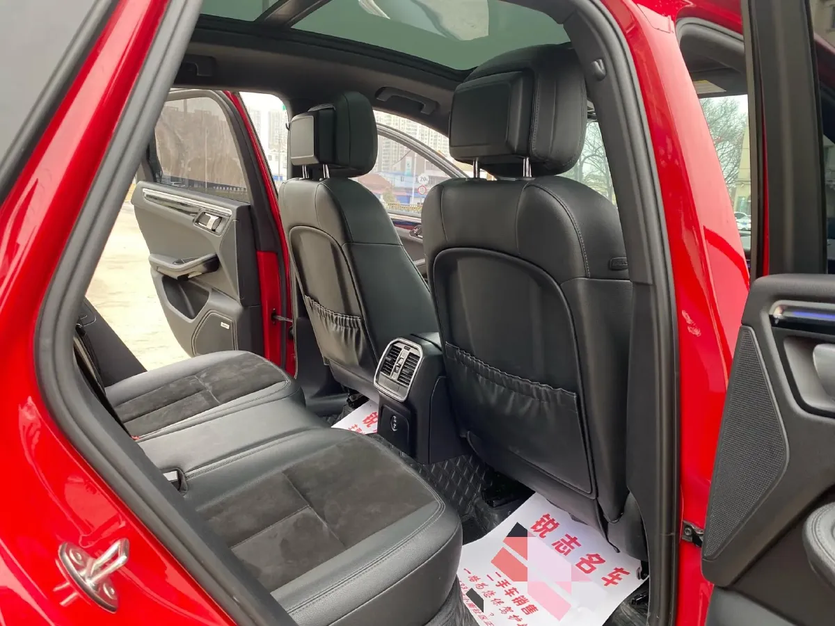 2020 Porsche Macan 2.0T 252HP L4 7DCT,autocango,china used car exporter,china ev exporter,chinese used car exporter,chinese used ev exporter