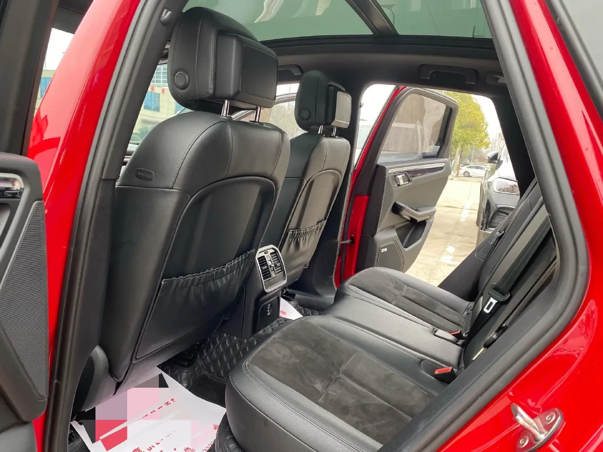 2020 Porsche Macan 2.0T 252HP L4 7DCT,autocango,china used car exporter,china ev exporter,chinese used car exporter,chinese used ev exporter