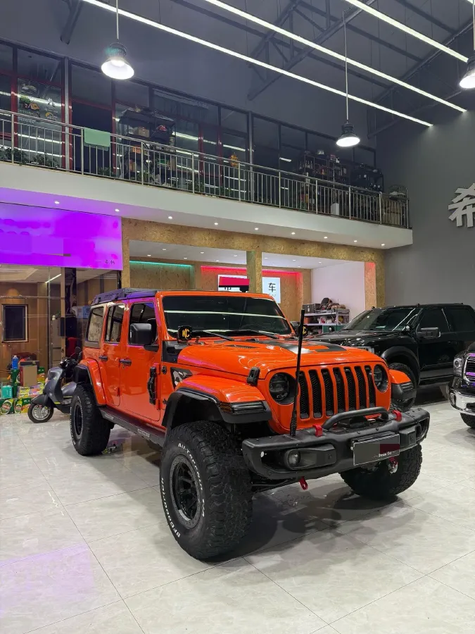 2018 Jeep Wrangler 2.0T 266HP L4 8AT,autocango,china used car exporter,china ev exporter,chinese used car exporter,chinese used ev exporter