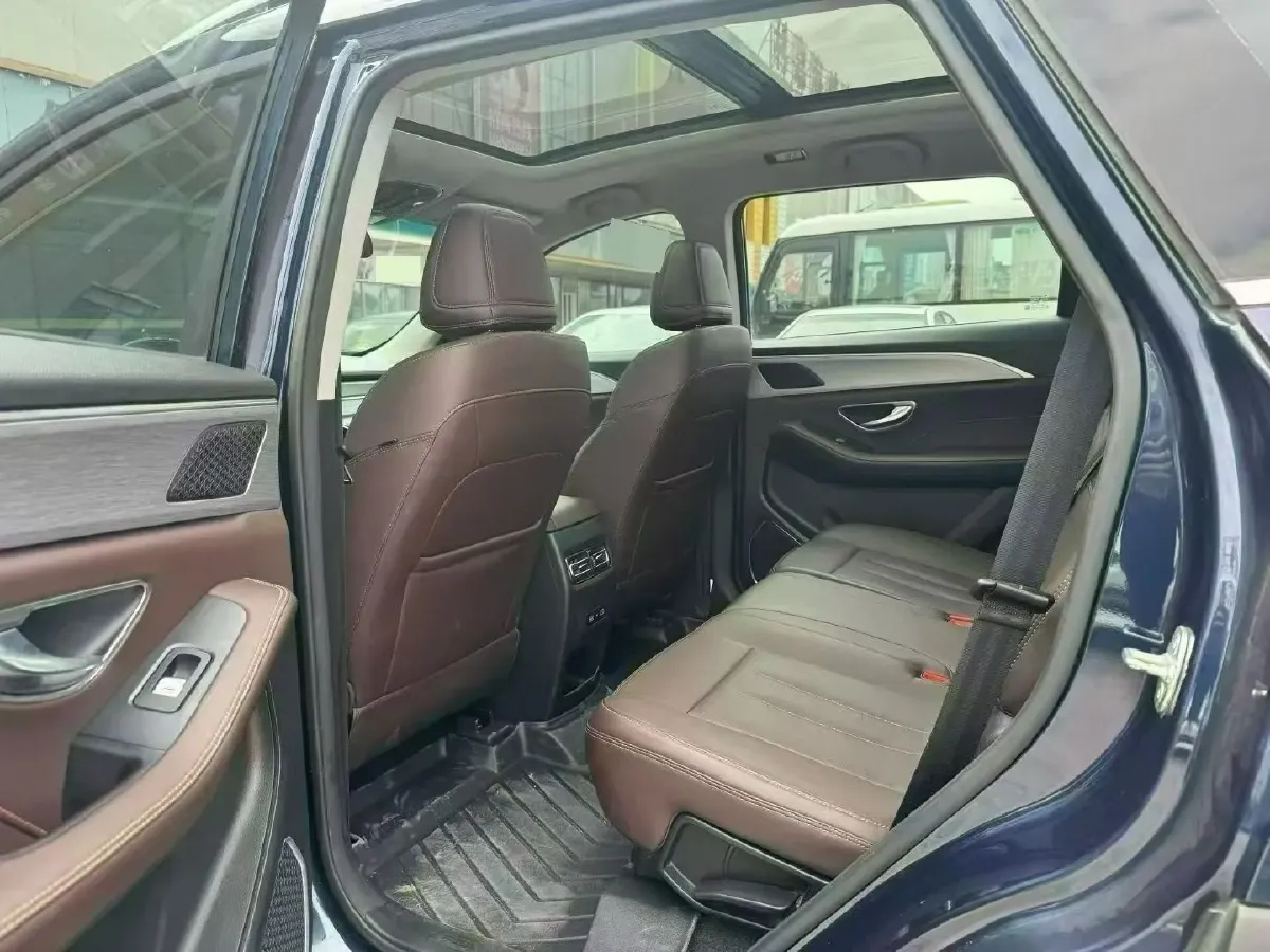 2021 Jetour X90 1.6T 197HP L4 7DCT,autocango,china used car exporter,china ev exporter,chinese used car exporter,chinese used ev exporter