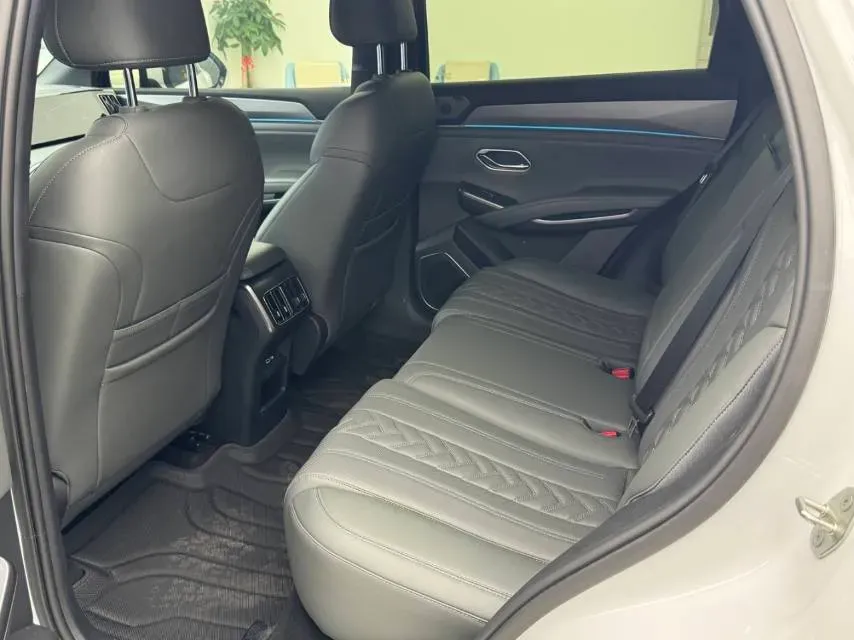 2024 BYD SongL DM-i 1.5L 101HP L4 E-CVT PHEV 26.6KWH,autocango,china used car exporter,china ev exporter,chinese used car exporter,chinese used ev exporter