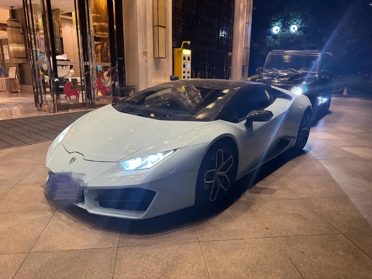 2016 Lamborghini Huracán 5.2L 580HP V10 7DCT,autocango,china used car exporter,china ev exporter,chinese used car exporter,chinese used ev exporter