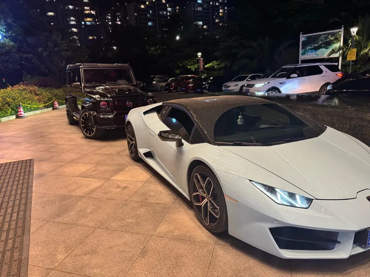 2016 Lamborghini Huracán 5.2L 580HP V10 7DCT,autocango,china used car exporter,china ev exporter,chinese used car exporter,chinese used ev exporter