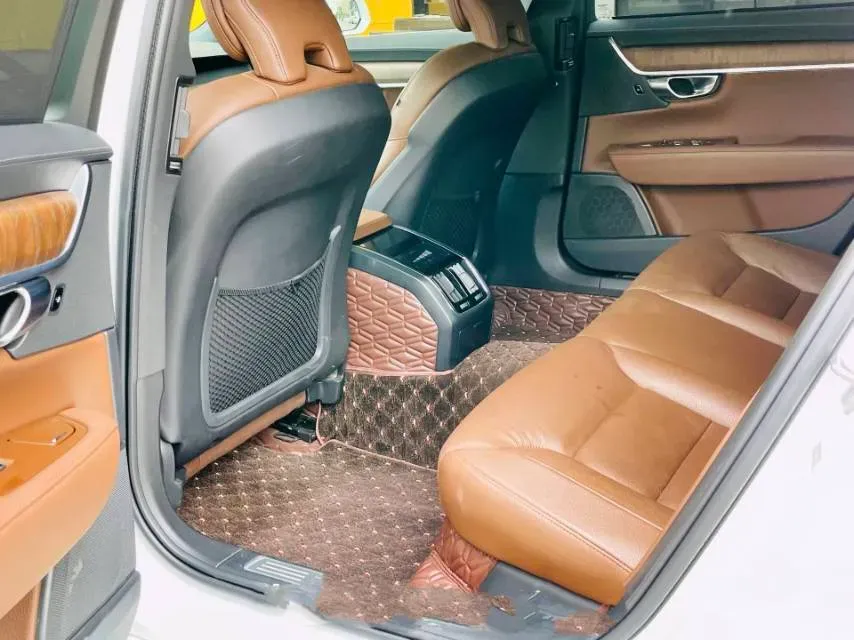 2021 Volvo S90 2.0T 250HP L4 8AT,autocango,china used car exporter,china ev exporter,chinese used car exporter,chinese used ev exporter