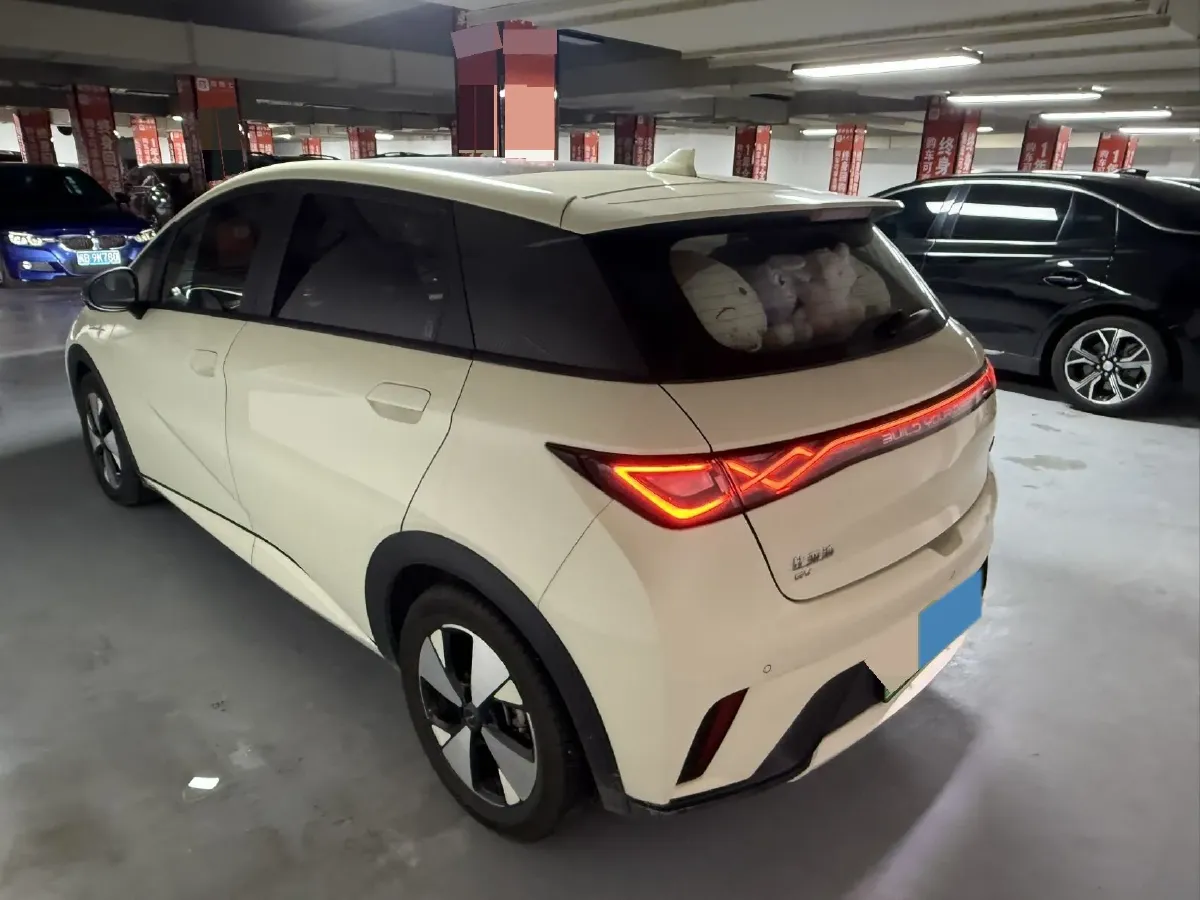 2021 Ford Escort 1.5L 122HP L3 6AT,autocango,china used car exporter,china ev exporter,chinese used car exporter,chinese used ev exporter