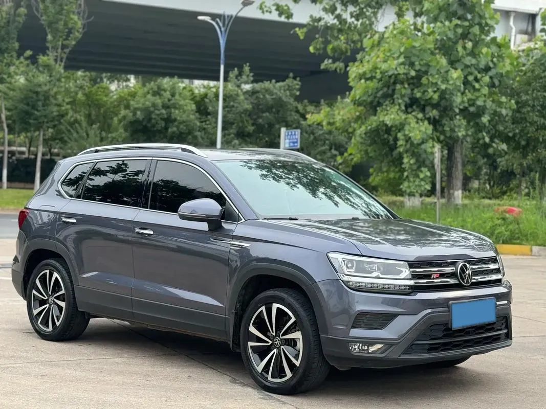 2021 Volkswagen Tharu 2.0T 186HP L4 7DCT,autocango,china used car exporter,china ev exporter,chinese used car exporter,chinese used ev exporter