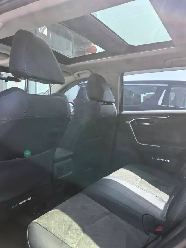 2024 Toyota RAV4 2.0L 171HP L4 CVT,autocango,china used car exporter,china ev exporter,chinese used car exporter,chinese used ev exporter