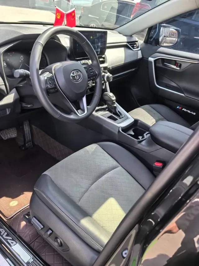 2024 Toyota RAV4 2.0L 171HP L4 CVT,autocango,china used car exporter,china ev exporter,chinese used car exporter,chinese used ev exporter