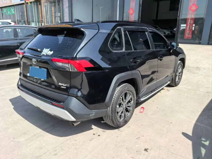 2024 Toyota RAV4 2.0L 171HP L4 CVT,autocango,china used car exporter,china ev exporter,chinese used car exporter,chinese used ev exporter