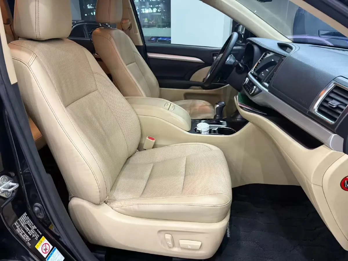2019 Mazda CX-8 2.5L 192HP L4 6AT,autocango,china used car exporter,china ev exporter,chinese used car exporter,chinese used ev exporter