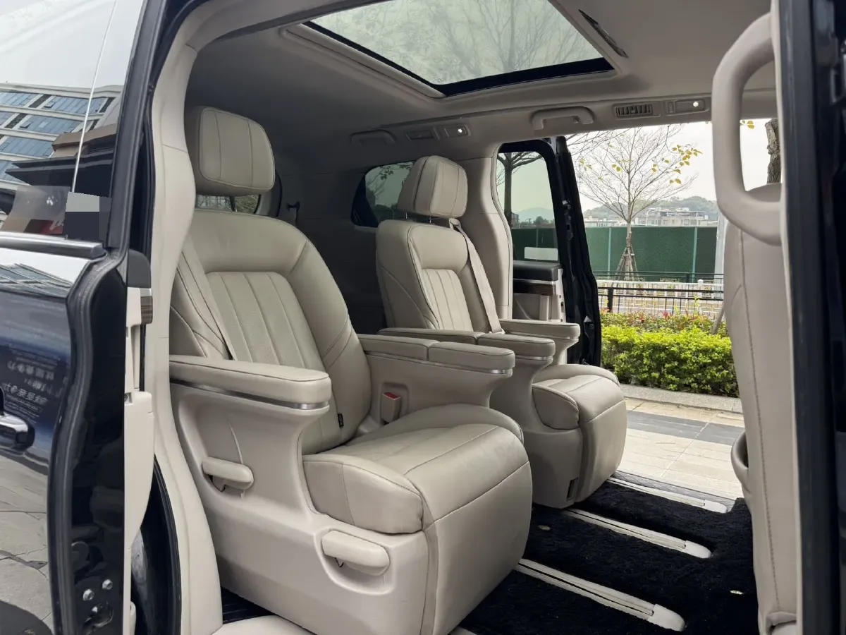 2018 GAC Trumpchi M8 2.0T 201HP L4 6AT,autocango,china used car exporter,china ev exporter,chinese used car exporter,chinese used ev exporter