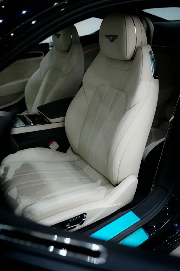 2026 Bentley Continental 4.0T 600HP V8 8DCT PHEV,autocango,china used car exporter,china ev exporter,chinese used car exporter,chinese used ev exporter