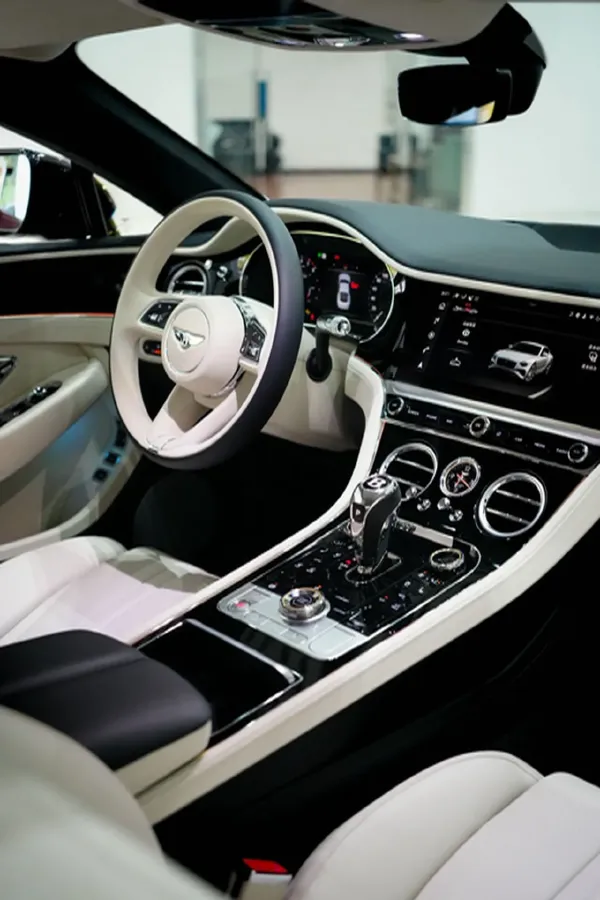 2026 Bentley Continental 4.0T 600HP V8 8DCT PHEV,autocango,china used car exporter,china ev exporter,chinese used car exporter,chinese used ev exporter