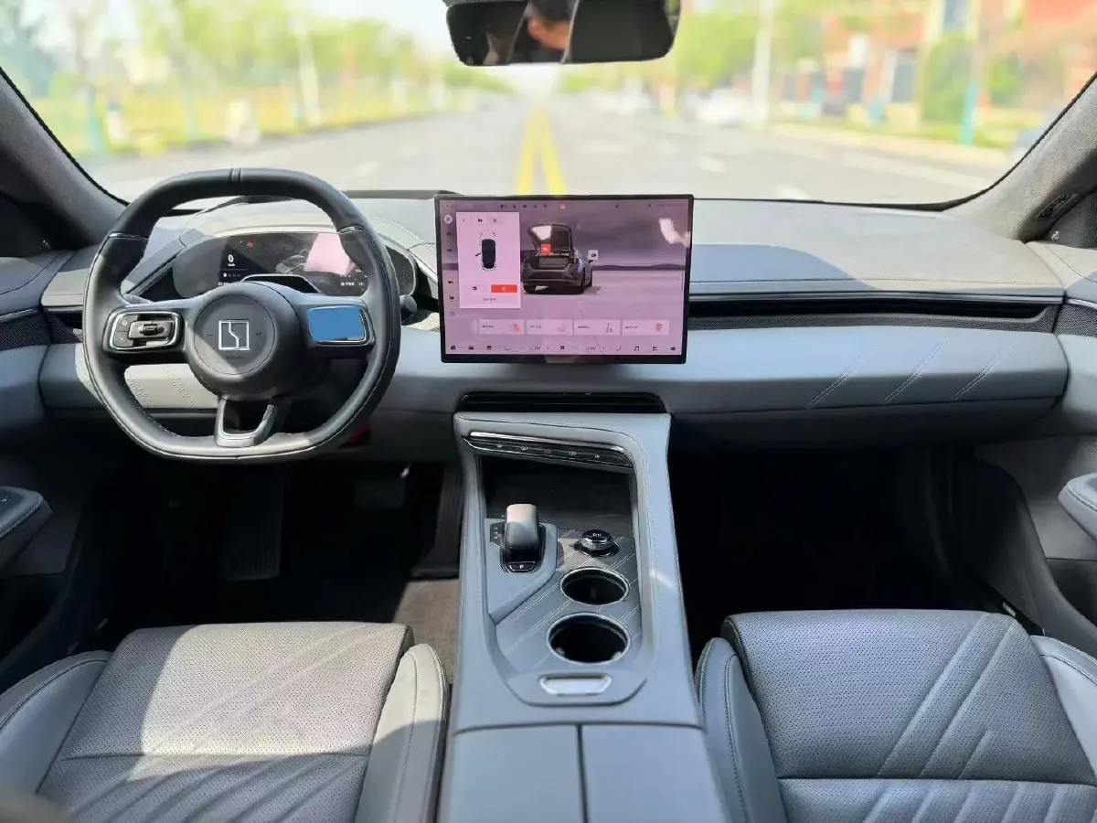 2024 Zeekr 001 BEV 100KWH,autocango,china used car exporter,china ev exporter,chinese used car exporter,chinese used ev exporter