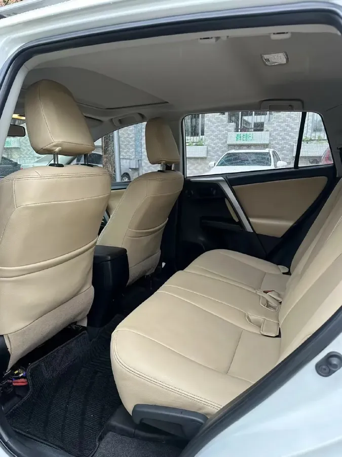 2019 Toyota Camry 2.0L 178HP L4 CVT,autocango,china used car exporter,china ev exporter,chinese used car exporter,chinese used ev exporter