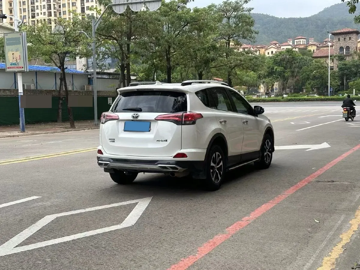 2019 Toyota Camry 2.0L 178HP L4 CVT,autocango,china used car exporter,china ev exporter,chinese used car exporter,chinese used ev exporter