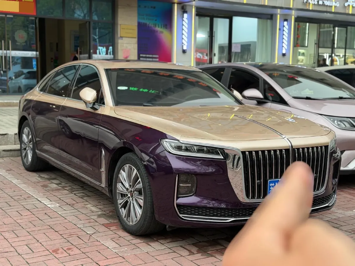 2020 HongQi H9 2.0T 252HP L4 7DCT,autocango,china used car exporter,china ev exporter,chinese used car exporter,chinese used ev exporter