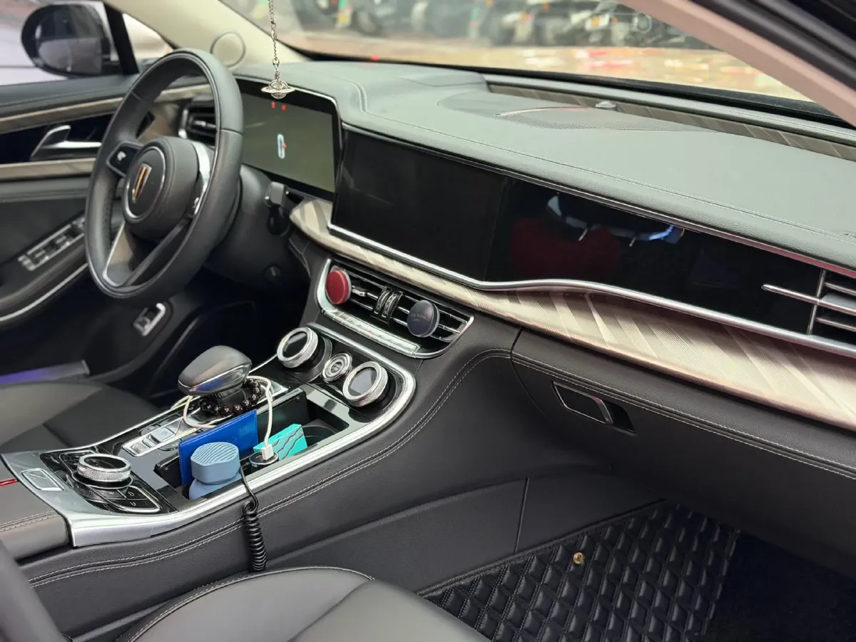 2020 HongQi H9 2.0T 252HP L4 7DCT,autocango,china used car exporter,china ev exporter,chinese used car exporter,chinese used ev exporter