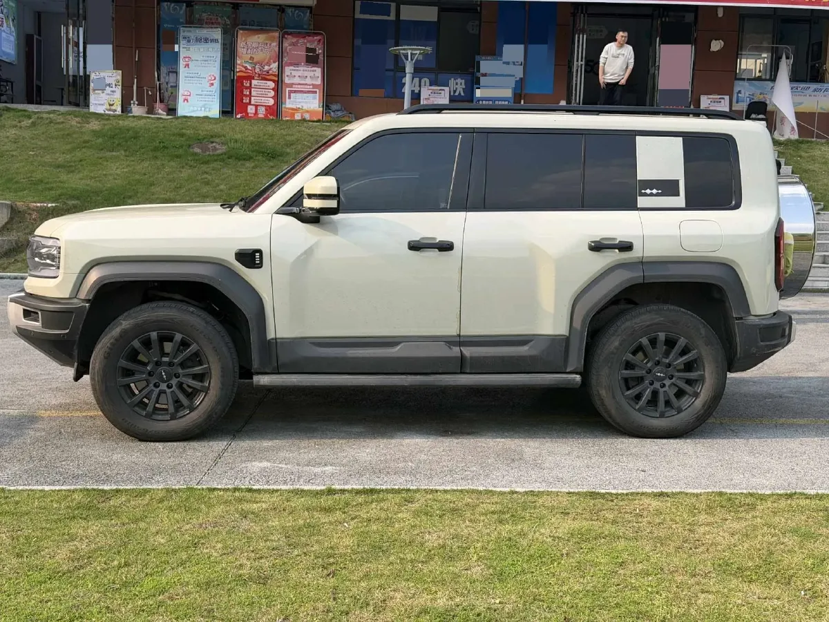 2023 FangChengBao Bao 5 1.5T 194HP L4 E-CVT PHEV 31.8KWH,autocango,china used car exporter,china ev exporter,chinese used car exporter,chinese used ev exporter