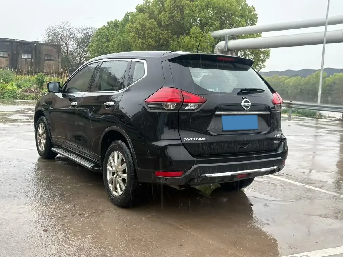 2020 Nissan X-Trail 2.0L 154HP L4 CVT,autocango,china used car exporter,china ev exporter,chinese used car exporter,chinese used ev exporter