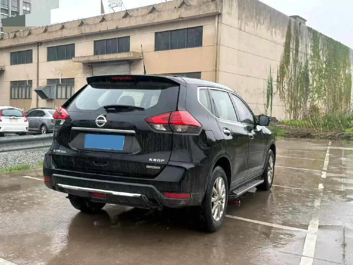 2020 Nissan X-Trail 2.0L 154HP L4 CVT,autocango,china used car exporter,china ev exporter,chinese used car exporter,chinese used ev exporter