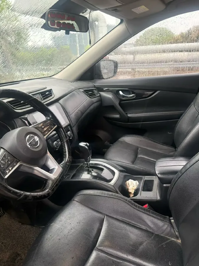 2020 Nissan X-Trail 2.0L 154HP L4 CVT,autocango,china used car exporter,china ev exporter,chinese used car exporter,chinese used ev exporter