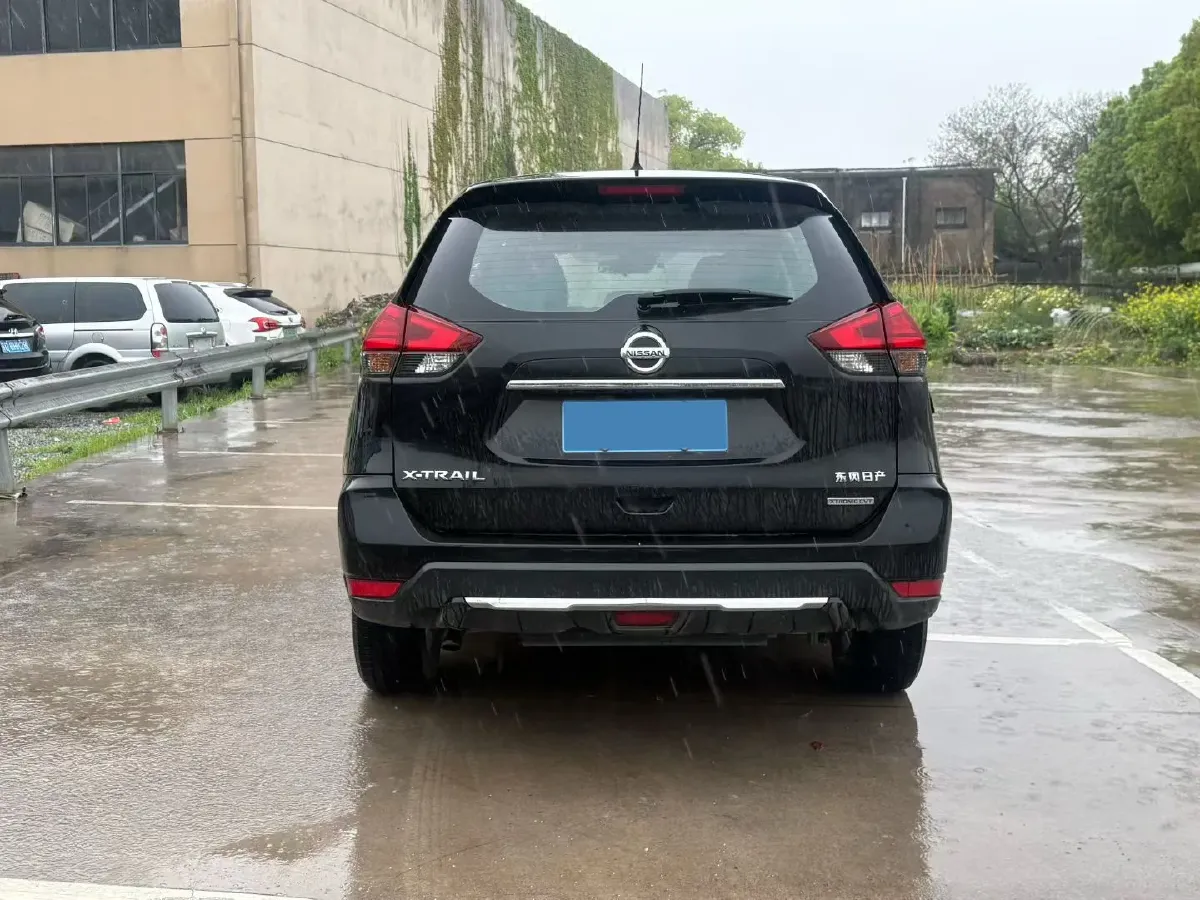 2020 Nissan X-Trail 2.0L 154HP L4 CVT,autocango,china used car exporter,china ev exporter,chinese used car exporter,chinese used ev exporter