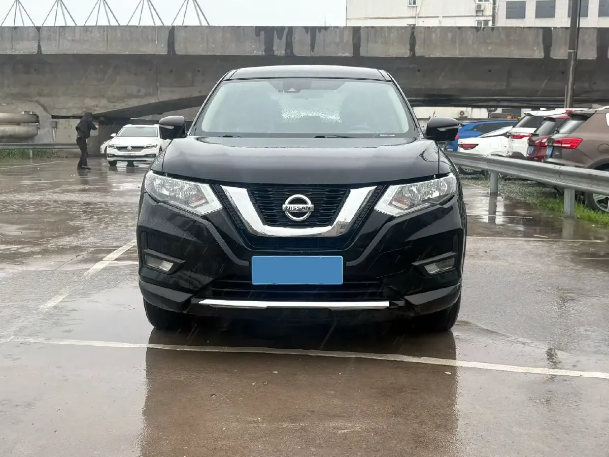 2020 Nissan X-Trail 2.0L 154HP L4 CVT,autocango,china used car exporter,china ev exporter,chinese used car exporter,chinese used ev exporter