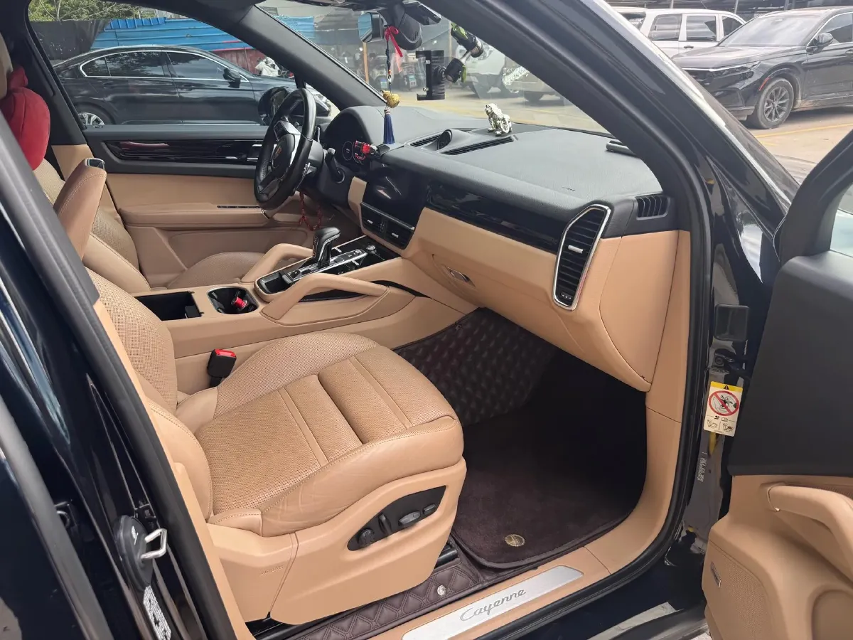 2022 Porsche Cayenne 3.0T 340HP V6 8AT,autocango,china used car exporter,china ev exporter,chinese used car exporter,chinese used ev exporter