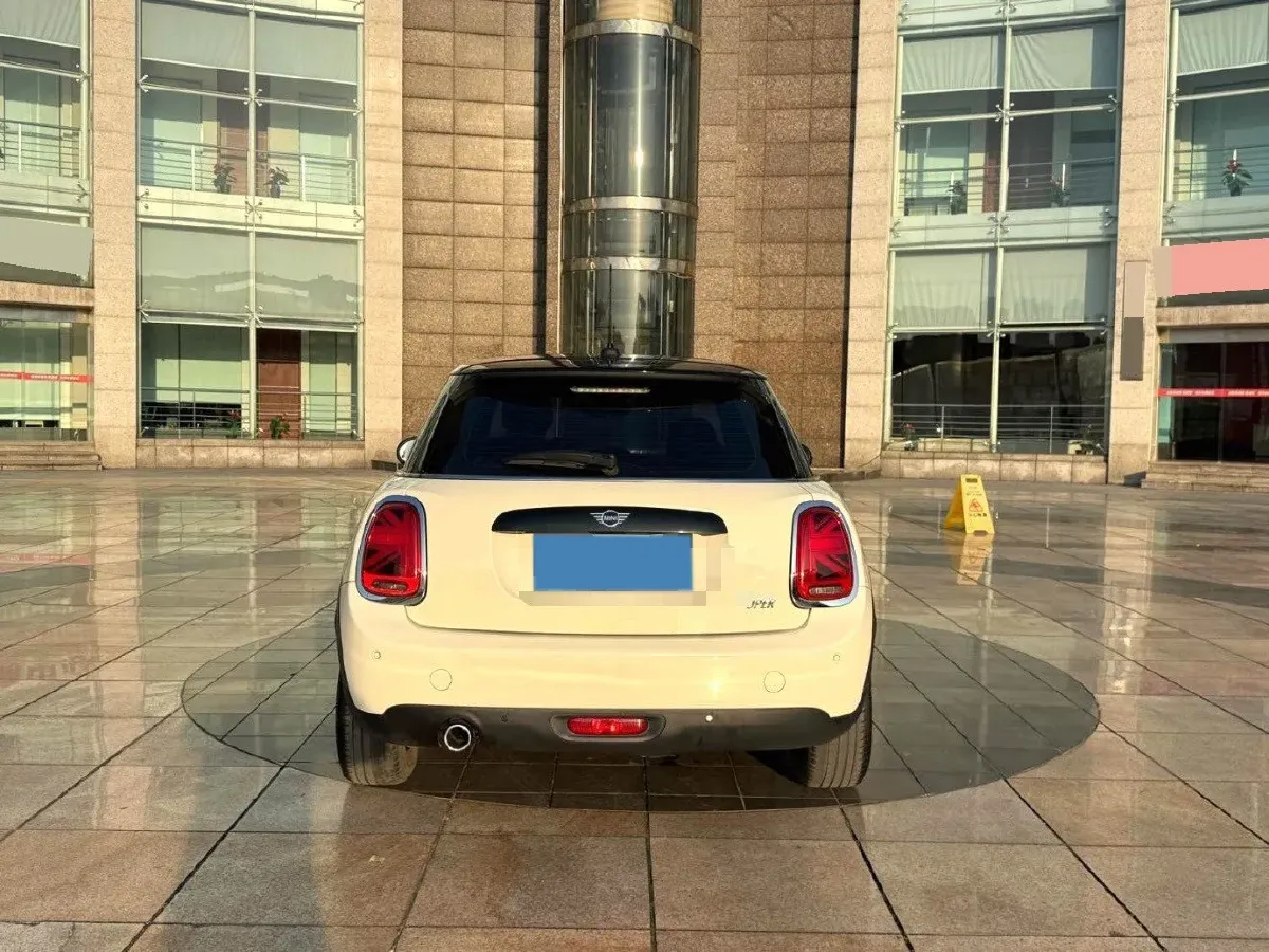 2019 MINI MINI 1.5T 136HP L3 7DCT,autocango,china used car exporter,china ev exporter,chinese used car exporter,chinese used ev exporter
