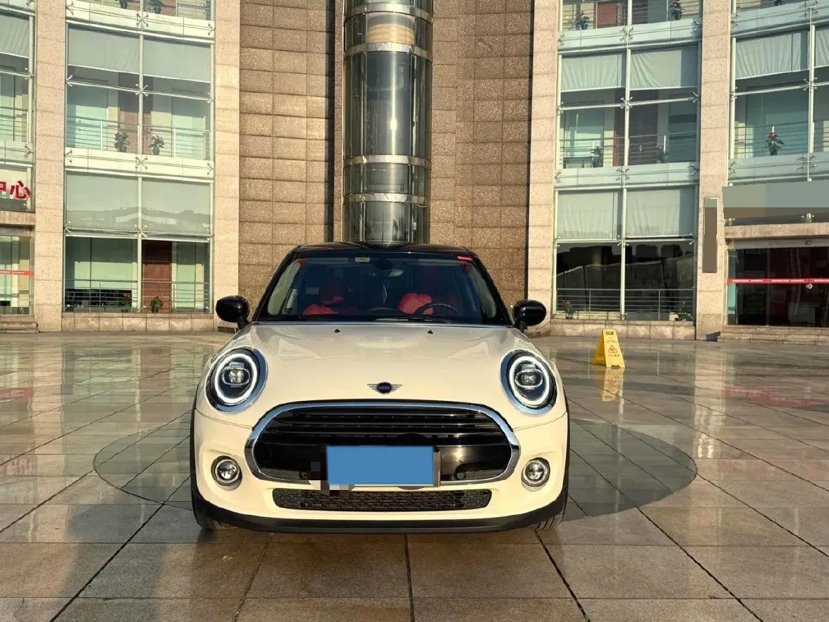 2019 MINI MINI 1.5T 136HP L3 7DCT,autocango,china used car exporter,china ev exporter,chinese used car exporter,chinese used ev exporter