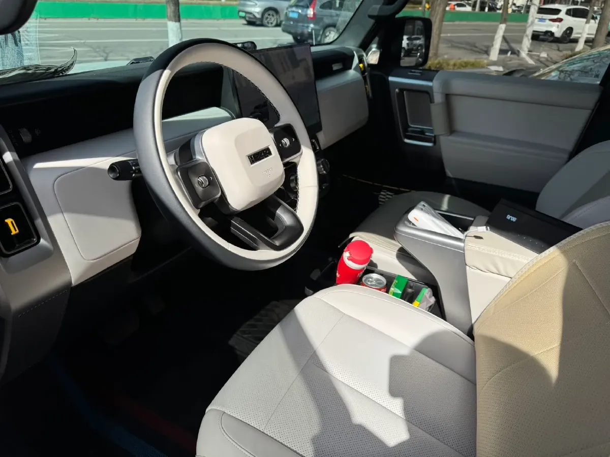 2025 iCAR iCAR Super V23 BEV 59.93KWH,autocango,china used car exporter,china ev exporter,chinese used car exporter,chinese used ev exporter