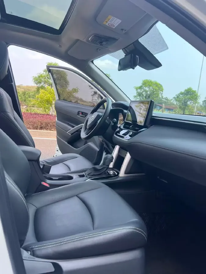 2023 Toyota Corolla Cross 2.0L 171HP L4 CVT,autocango,china used car exporter,china ev exporter,chinese used car exporter,chinese used ev exporter