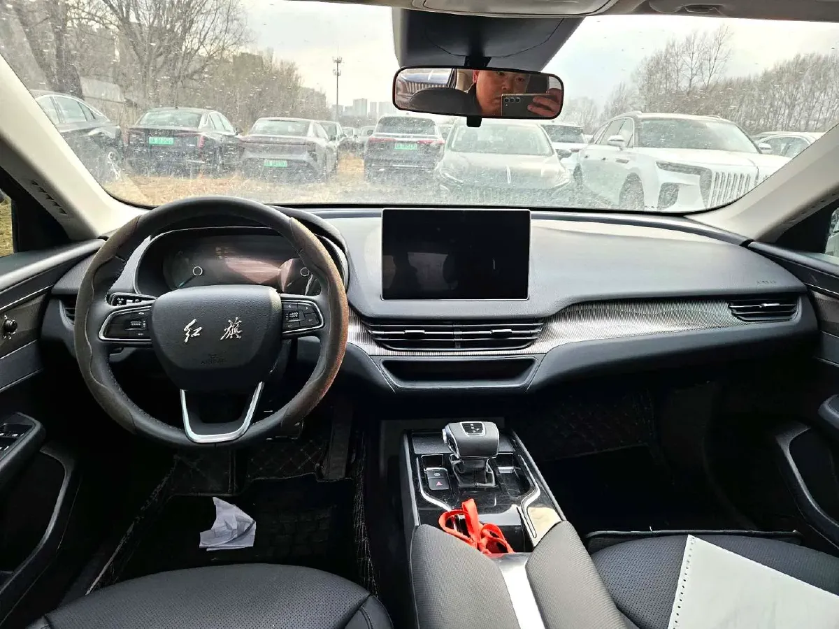 2022 HongQi E-QM5 BEV 54KWH,autocango,china used car exporter,china ev exporter,chinese used car exporter,chinese used ev exporter