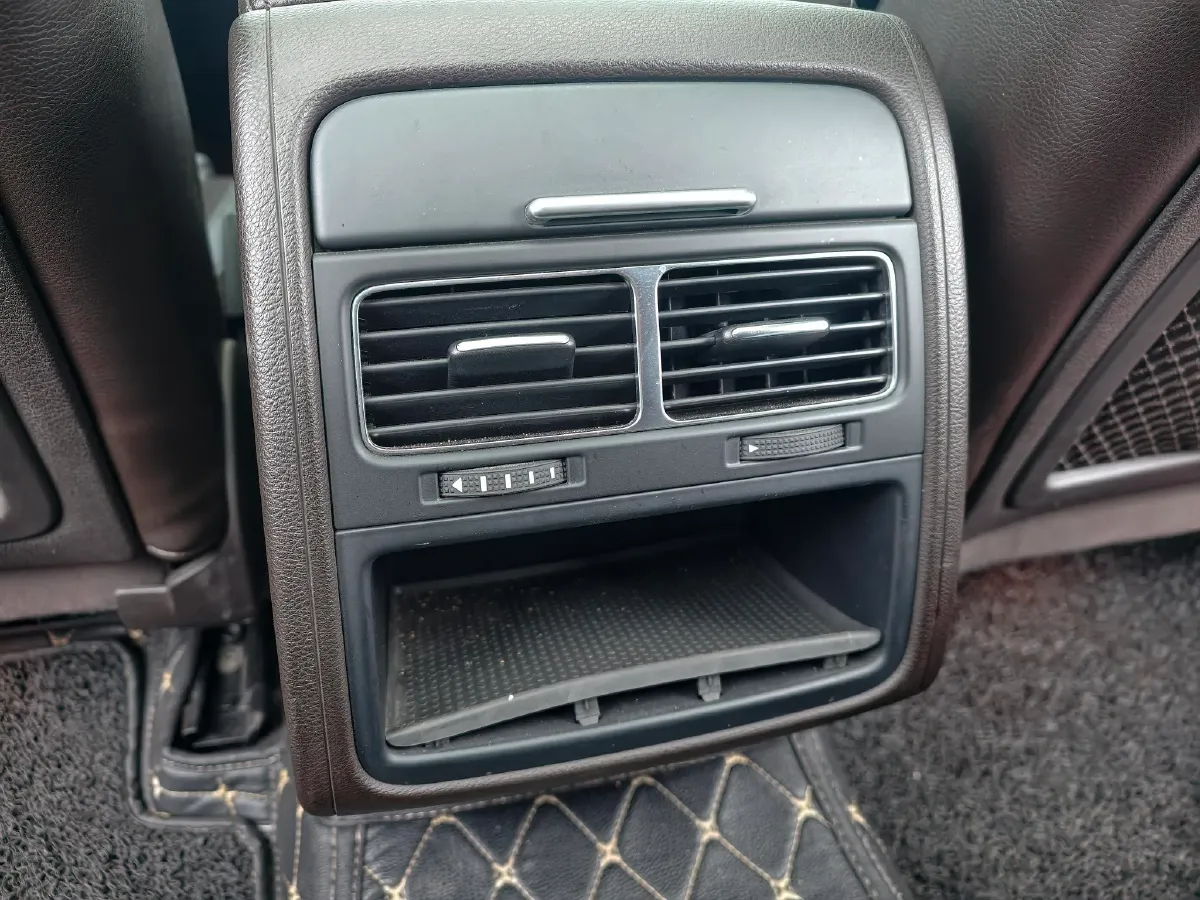 2017 Volkswagen Touareg 3.0T 320HP V6 8AT,autocango,china used car exporter,china ev exporter,chinese used car exporter,chinese used ev exporter