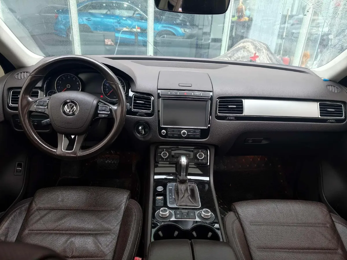 2017 Volkswagen Touareg 3.0T 320HP V6 8AT,autocango,china used car exporter,china ev exporter,chinese used car exporter,chinese used ev exporter