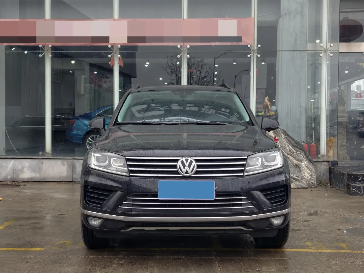 2017 Volkswagen Touareg 3.0T 320HP V6 8AT,autocango,china used car exporter,china ev exporter,chinese used car exporter,chinese used ev exporter