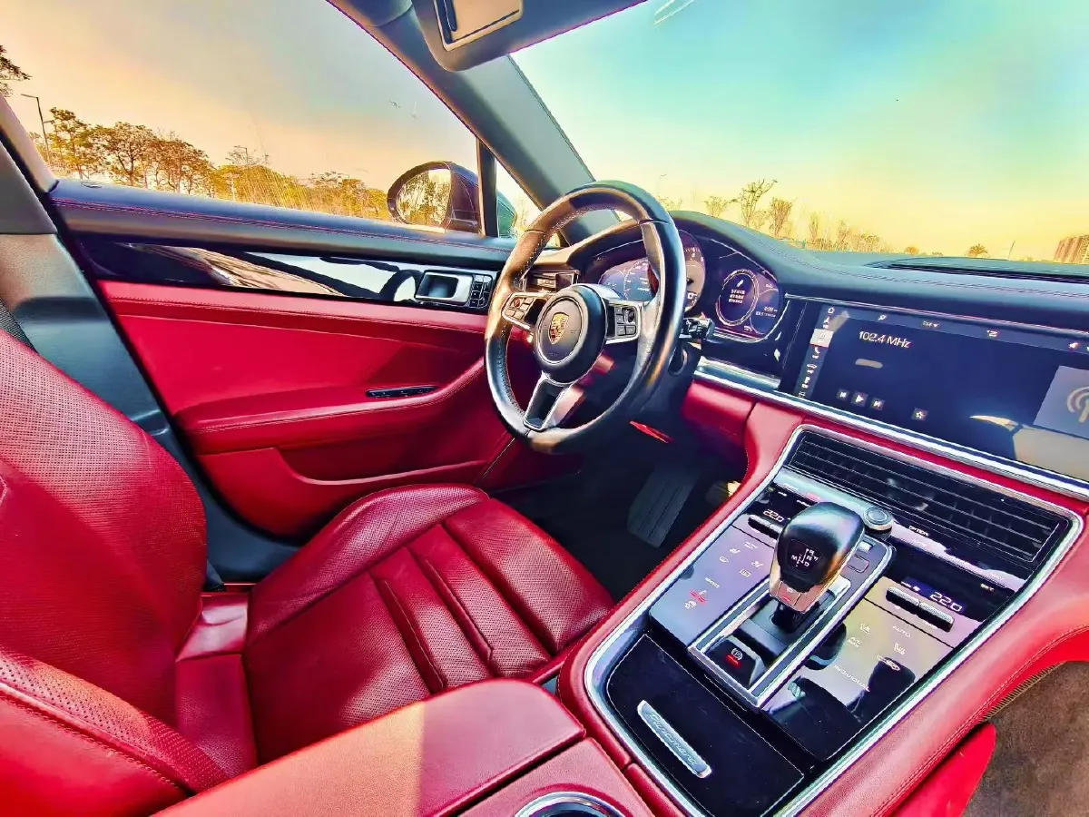 2017 Porsche Panamera 3.0T 330HP V6 8DCT,autocango,china used car exporter,china ev exporter,chinese used car exporter,chinese used ev exporter