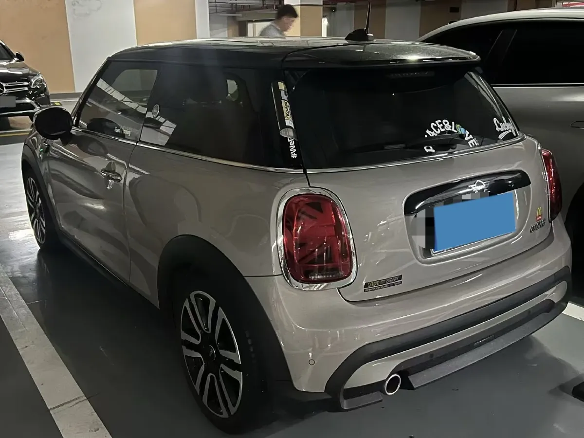2022 MINI MINI 1.5T 136HP L3 7DCT,autocango,china used car exporter,china ev exporter,chinese used car exporter,chinese used ev exporter