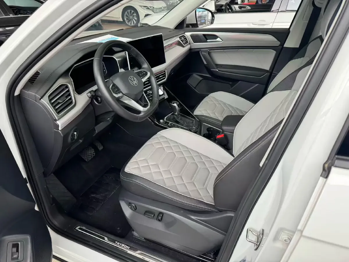 2023 Volkswagen Tayron 2.0T 220HP L4 7DCT,autocango,china used car exporter,china ev exporter,chinese used car exporter,chinese used ev exporter