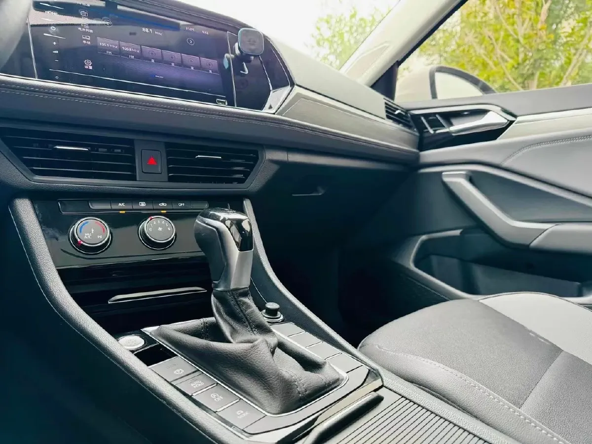 2021 Volkswagen Sagitar 1.4T 150HP L4 7DCT,autocango,china used car exporter,china ev exporter,chinese used car exporter,chinese used ev exporter