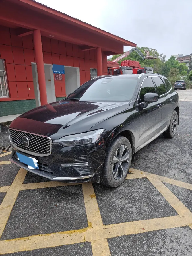 2026 Volvo XC60 2.0T 250HP L4 8AT,autocango,china used car exporter,china ev exporter,chinese used car exporter,chinese used ev exporter