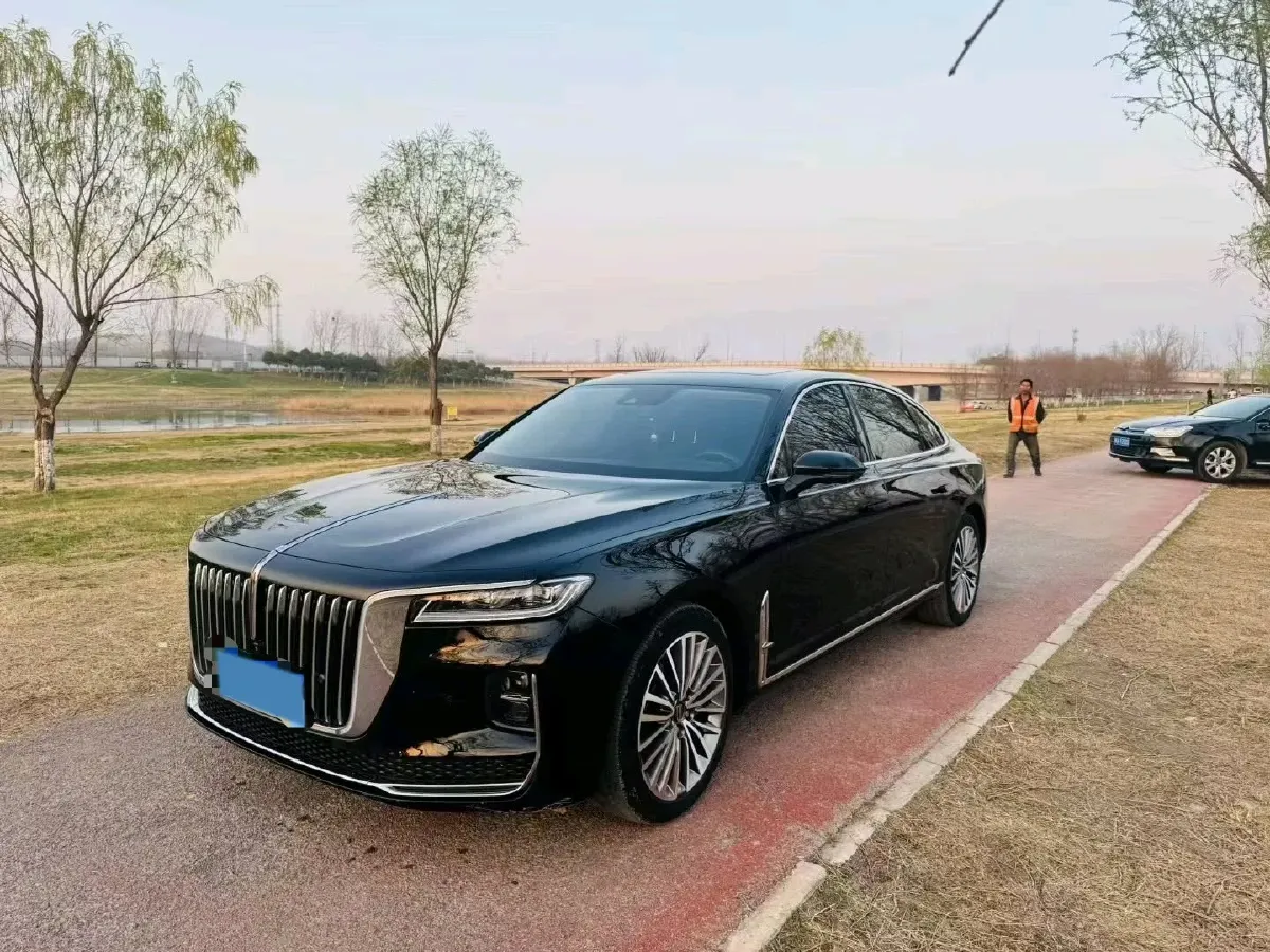 2020 HongQi H9 2.0T 252HP L4 7DCT,autocango,china used car exporter,china ev exporter,chinese used car exporter,chinese used ev exporter