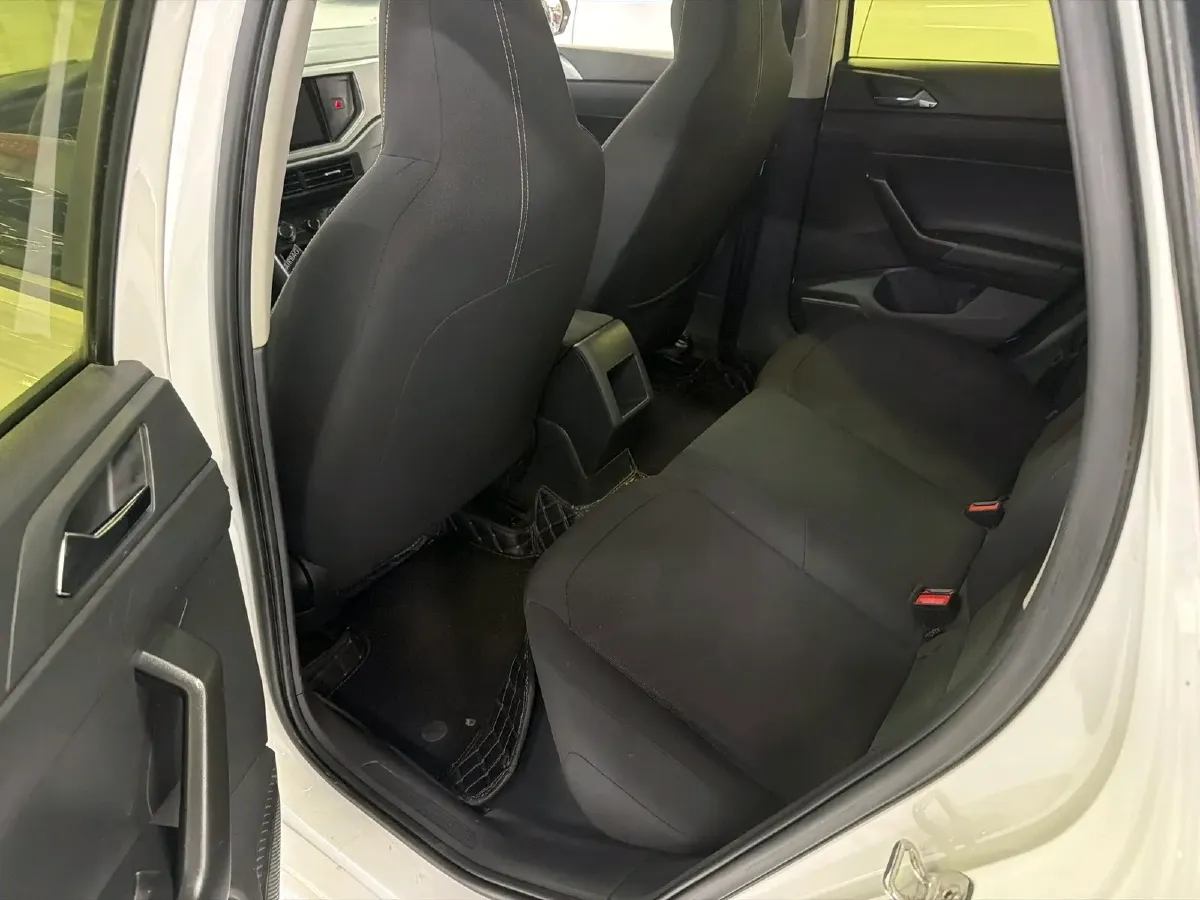 2019 Volkswagen Polo 1.5L 113HP L4 6AT,autocango,china used car exporter,china ev exporter,chinese used car exporter,chinese used ev exporter